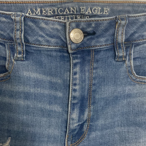American Eagle Hi-Rise super Stretch Distressed Denim Jeans SZ 8 Reg - Picture 4 of 9